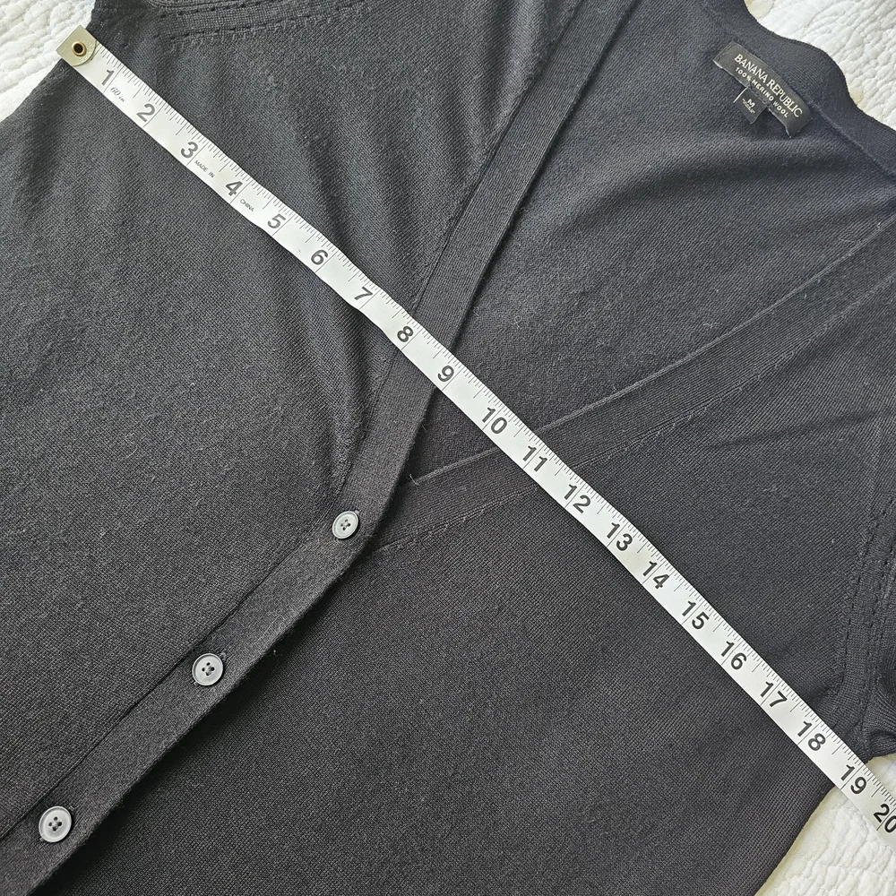 Banana Republic Black Merino Wool Cardigan - Picture 5 of 7